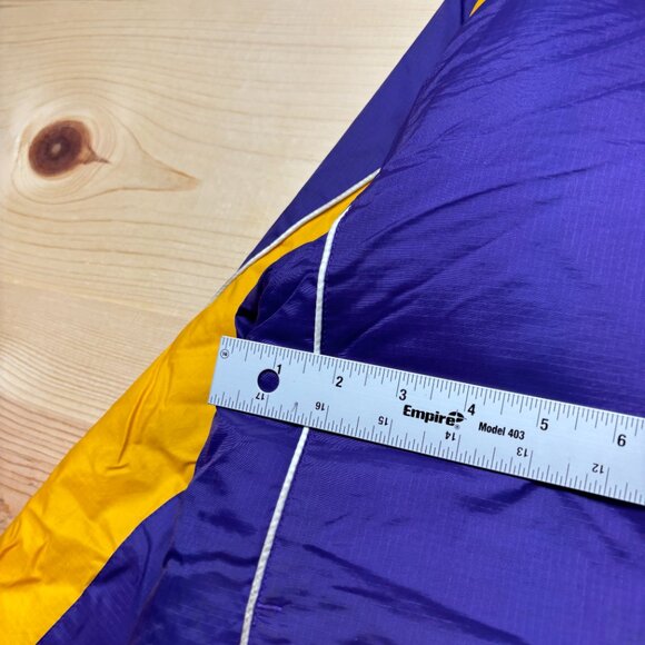 Minnesota Vikings Jacket Large Purple Full Zip Puffer Coat NFL Football Outdoors - Picture 6 of 15